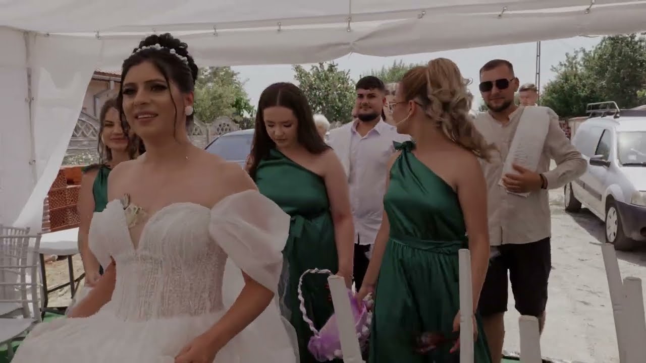Tradiții și Obiceiuri IONUT SI EMILIA