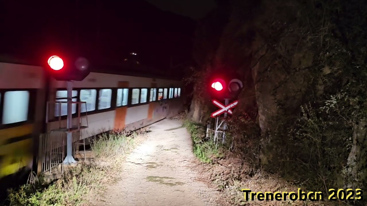 Paso a Nivel Sin Barreras En Figaro