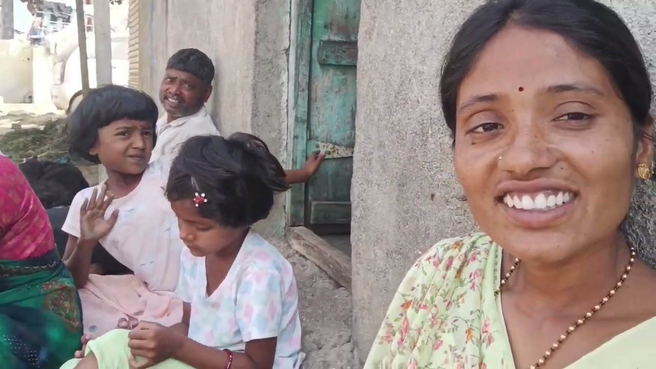 नवऱ्याला वाटत मामा मामी मला काम लावतेत पण मला ती बसून खा म्हणतेत जीवाभावाची आहेत 😭#vlog 
