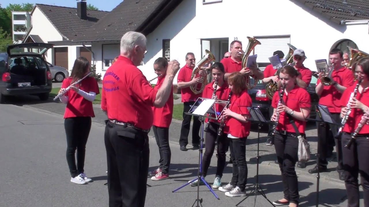 1. Mai 2011 - Kronstädter Gasse - Drabenderhöhe - Maiblasen - Blasorchester Siebenbürgen
