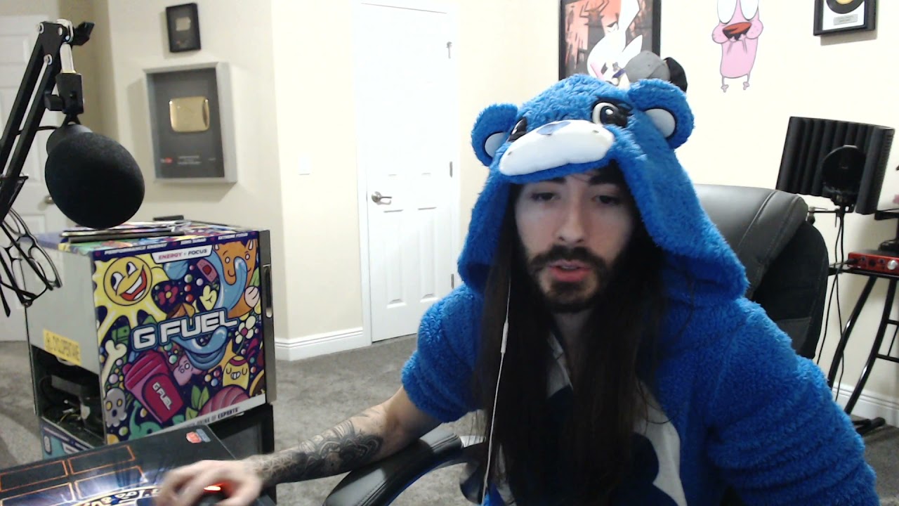 moistcr1tikal Stream October 31, 2021 Horror Games