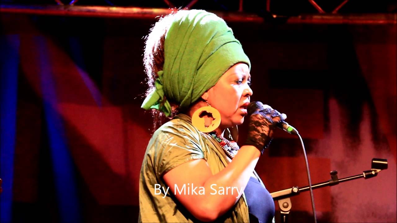 Lala Njava et Lalatiana Duo - Maty