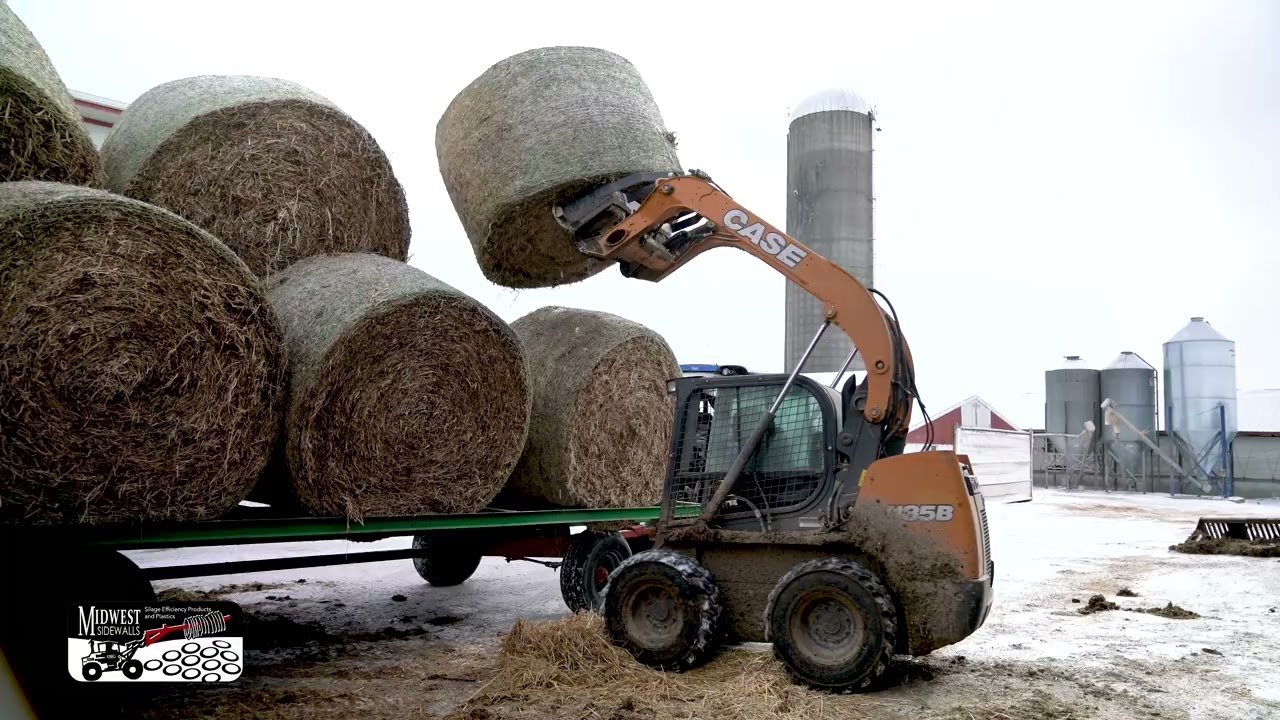 Bale Bedder Skidsteer Attachment - Denmark, WI