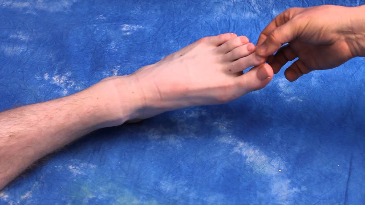 How to buddy splint a child's hurt toe