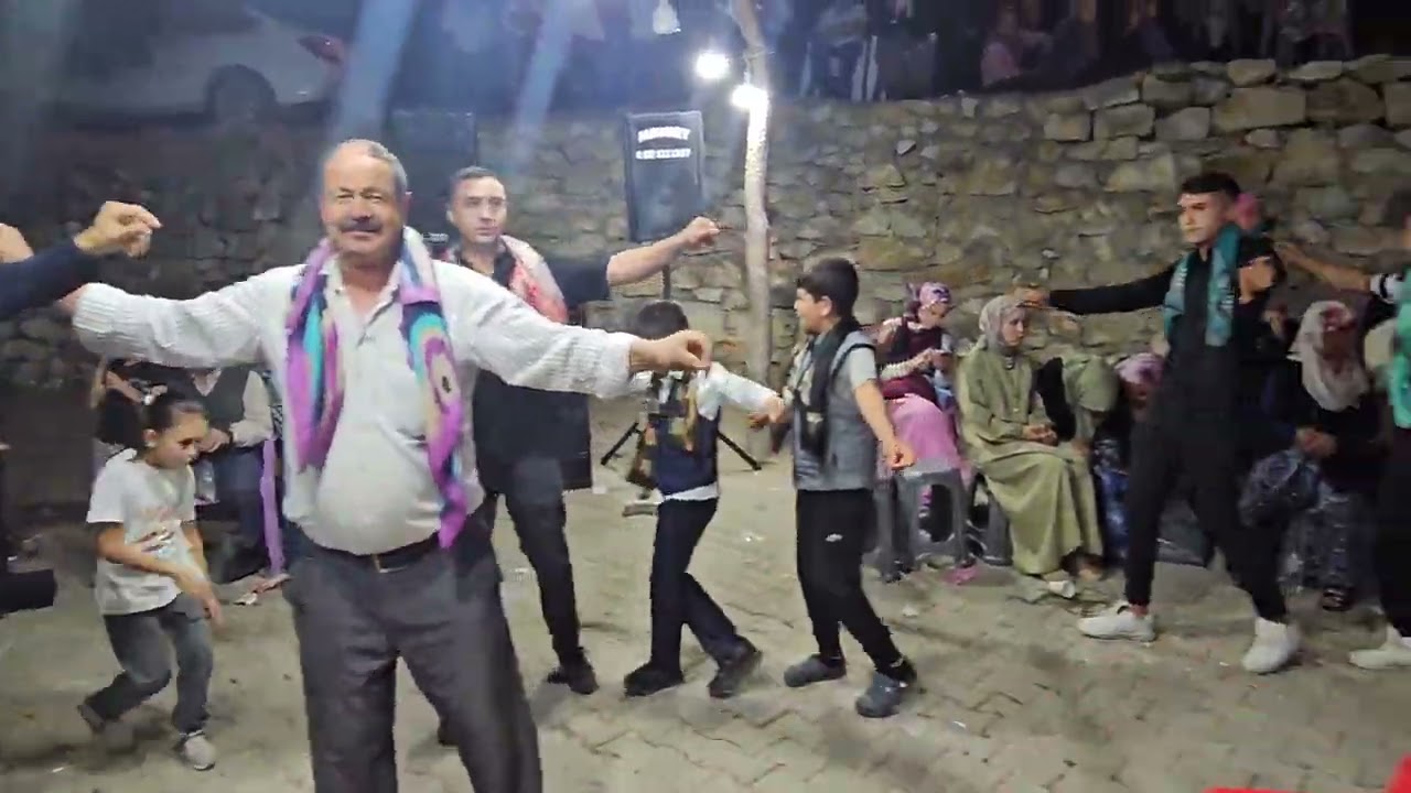 DEMİRCİ'nin HOŞCALAR KÖYÜNDE ZEKERİYA ÇAKMAK'IN ASKER EĞLENCESİNDEN GÖRÜNTÜLER 04-09-2025 