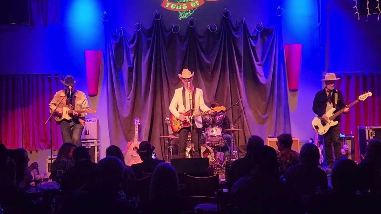 Two Tons of Steel - Buddy Holly Tribute - Rock Around With Ollie Vee