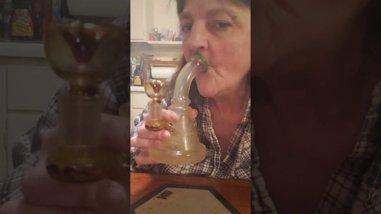 Frozen smoke short tokesntunes boomer learning series slo mo inshot edited