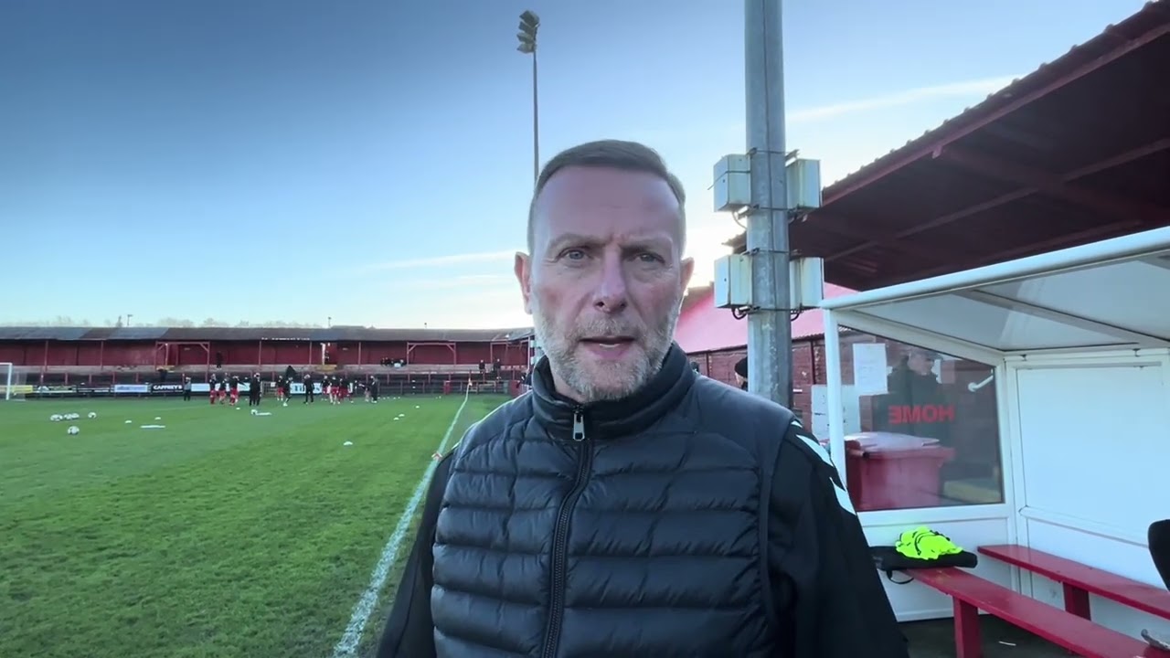 Интервью с Билли Барром, менеджером футбольного клуба «Уоркингтон».