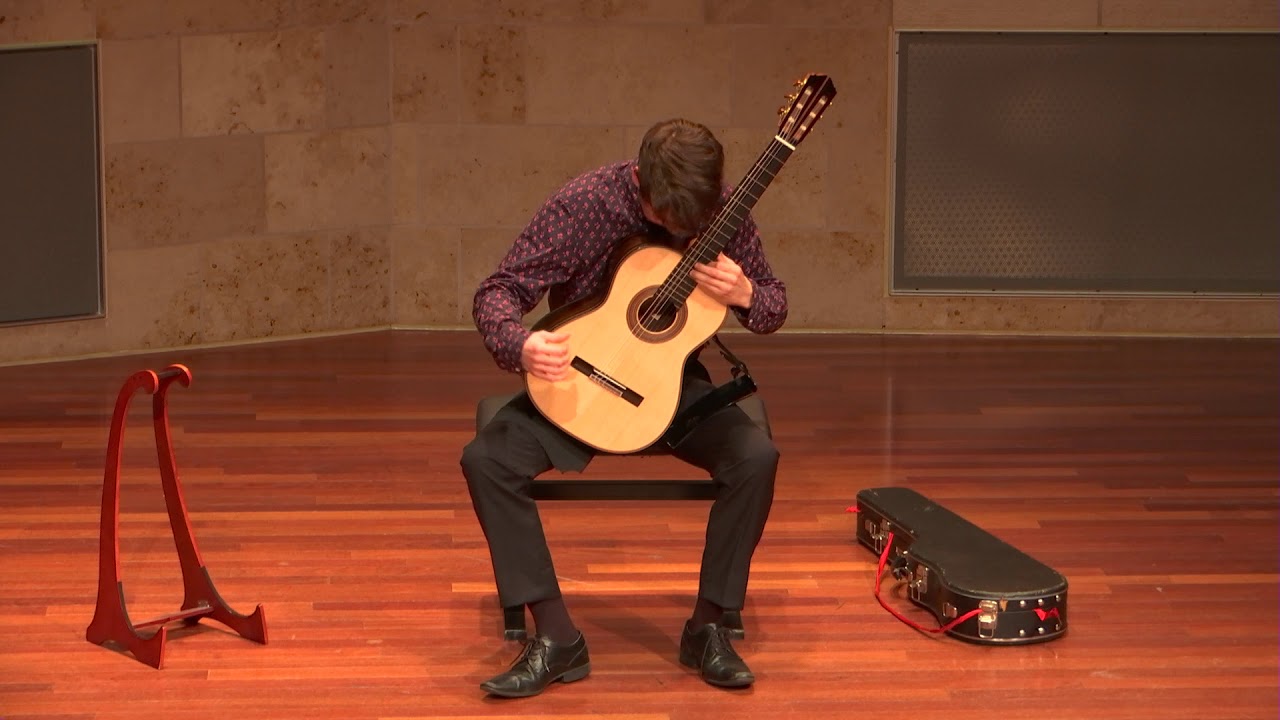 Xavier Jara plays Manuel Ponce's Variations sur "Folia de España" et Fugue