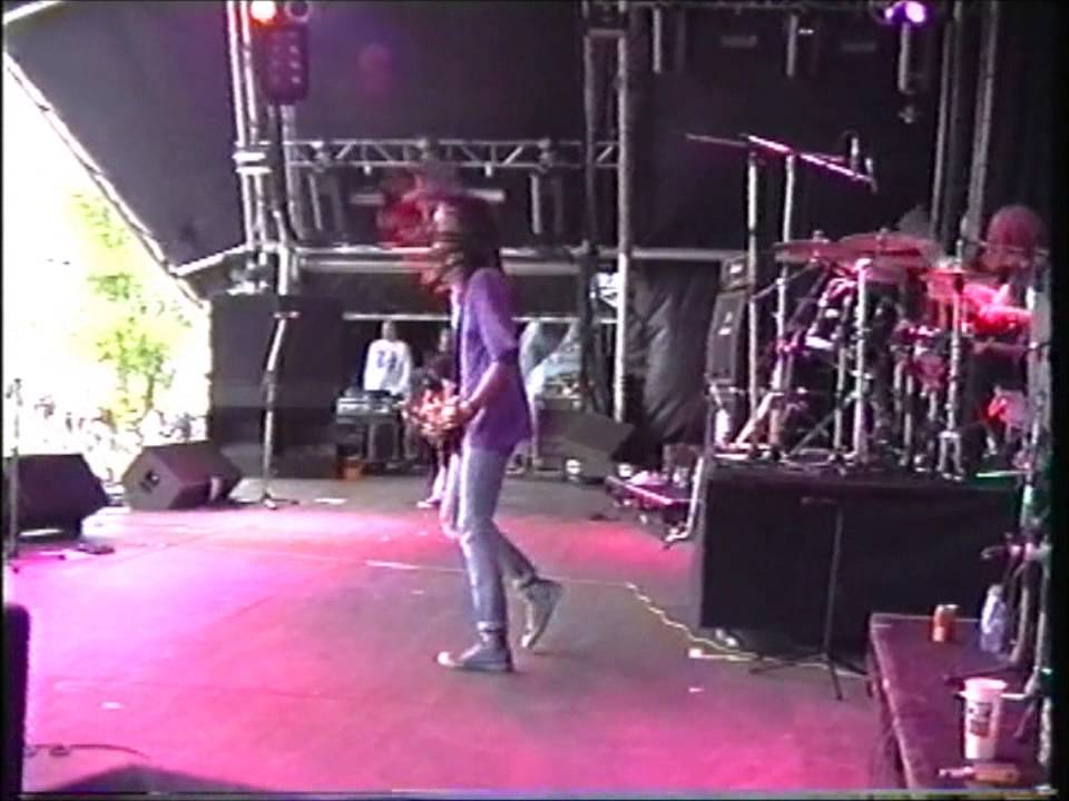 Mega City Four - Finsbury Park 1992 -  First Two Songs