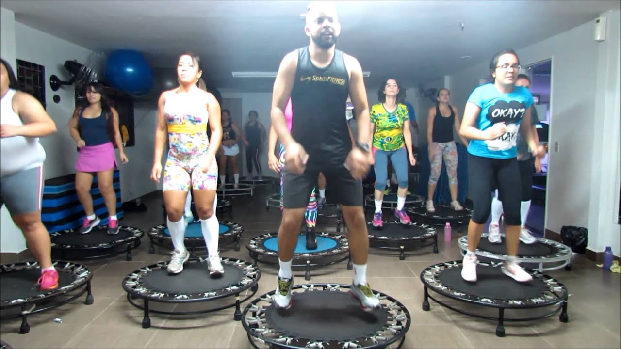 Aula de Jump - Prof.Eric Jefferson, Listen To Your Heart - Cascada