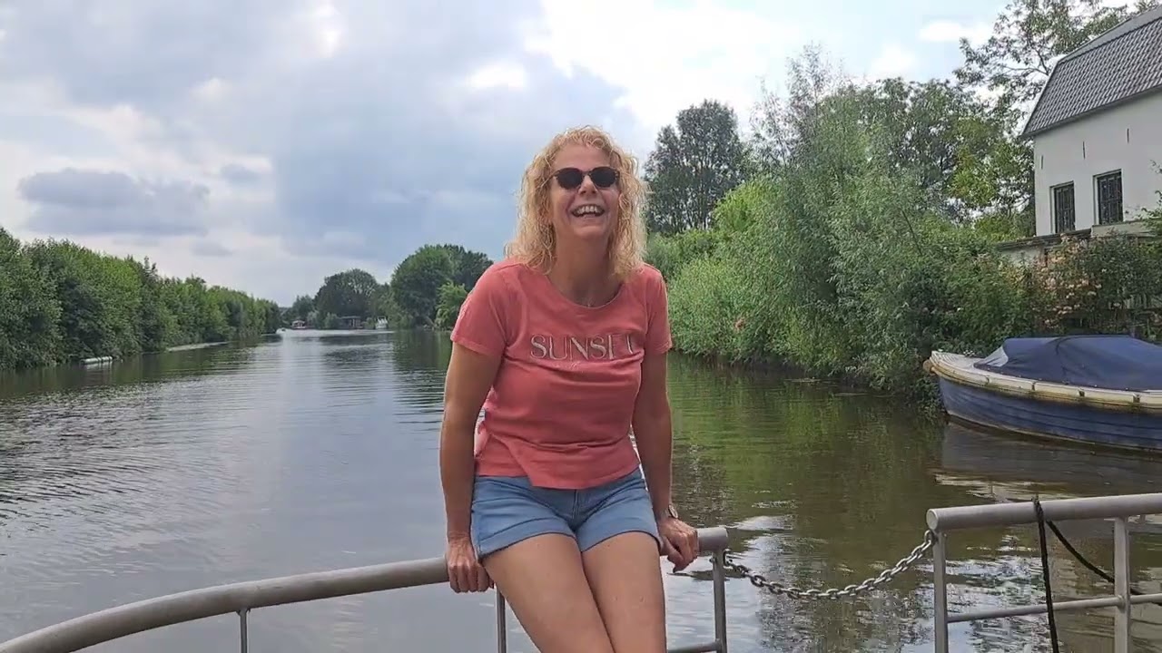 varen op de Linge met een Blokhutboot