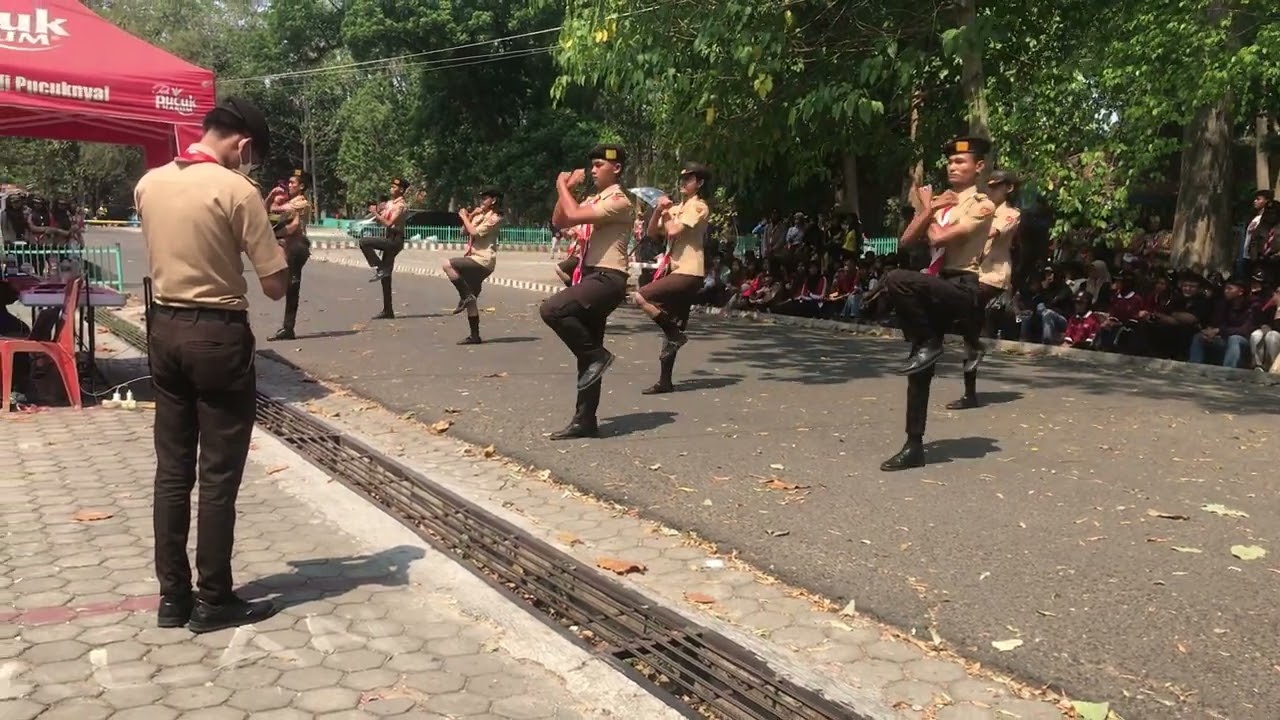 Joget Komando SMAN 1 Ambarawa (PASAMBA) - Lokabina Karana Adhiguna (LKA) 2023 Universitas Lampung