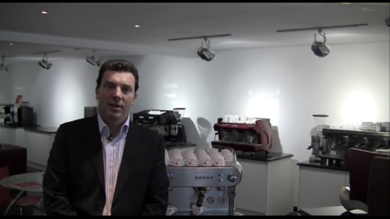Видеоинструкция по использованию Gaggia Deco (англ.)