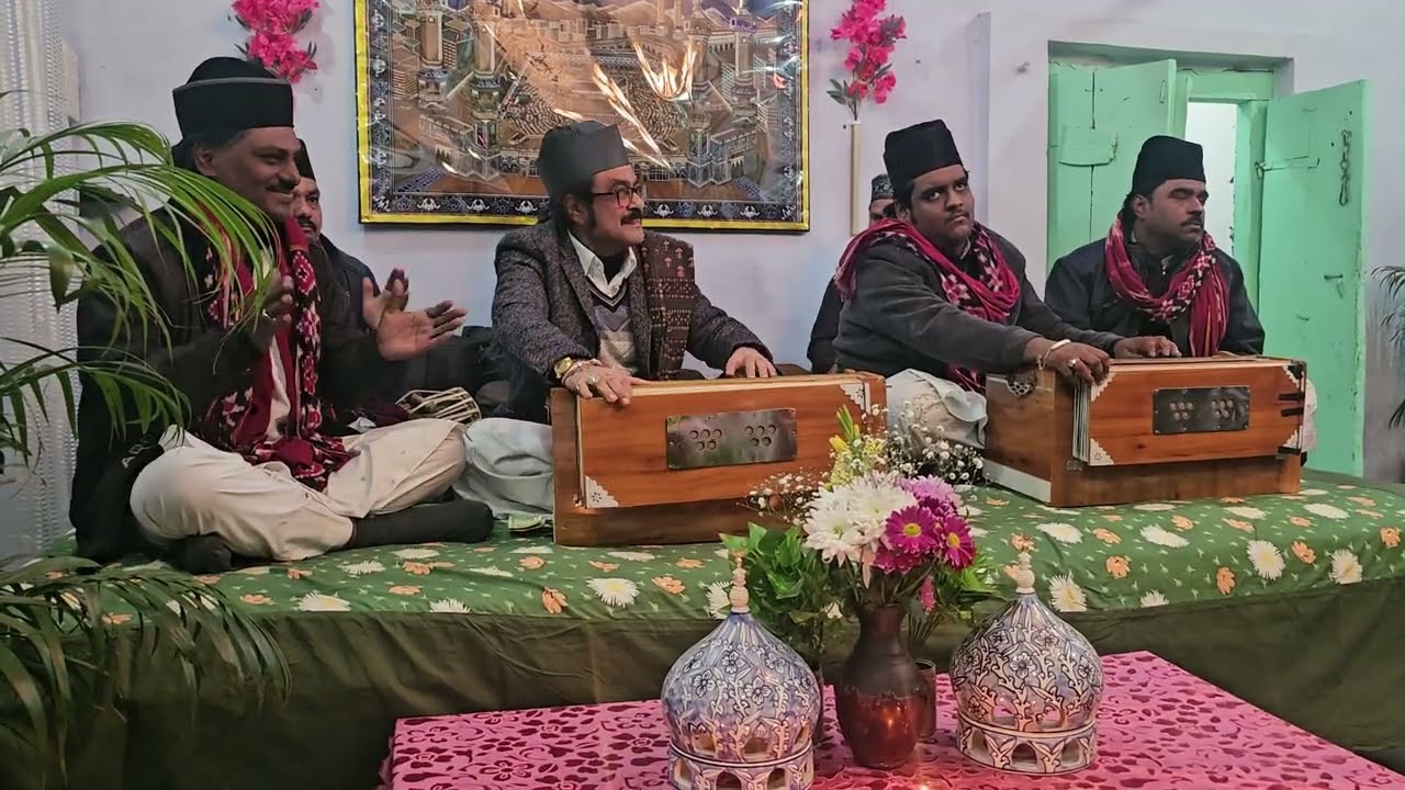 Door Rehkar Na Karo Baat Qareeb Aajao (Sazeena), Ustad Ali Waris Qawwal @ Safipur Sharief