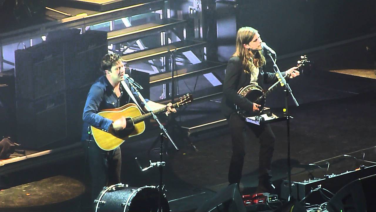 Mumford & Sons 'I Will Wait' live Capital FM Arena Nottingham 28.11.15 HD