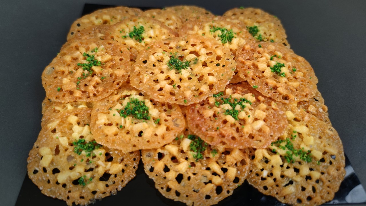 طرز تهیه سوهان توری بادام یا تساج، شیرینی مخصوص عید ،با مواد کاملا در دسترس و تمام نکات اصلی