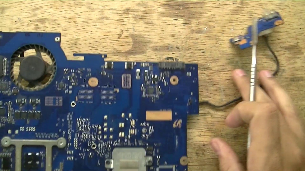 Samsungs RV411, RV419 e RV420 com placas em curto. Dica prática.