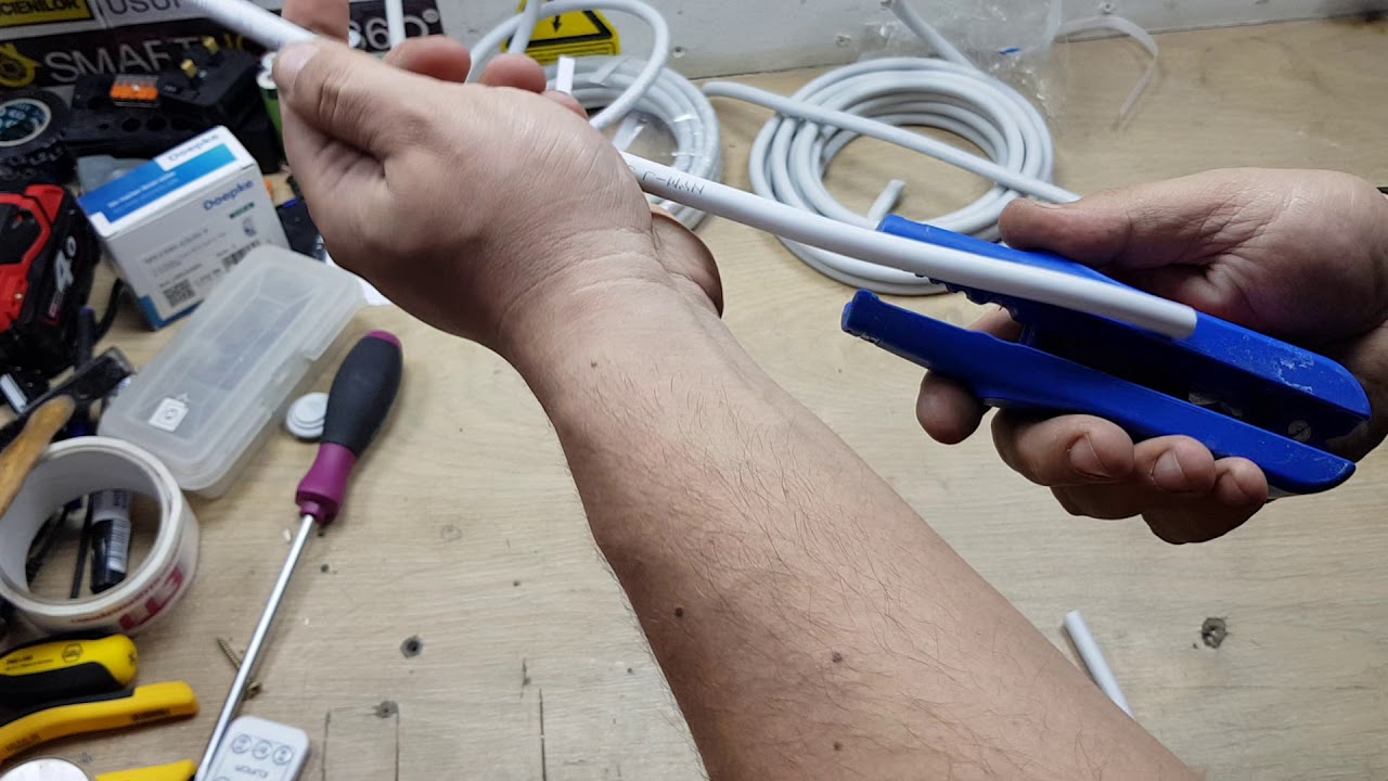 Masuram cablu de cupru cu o medota 