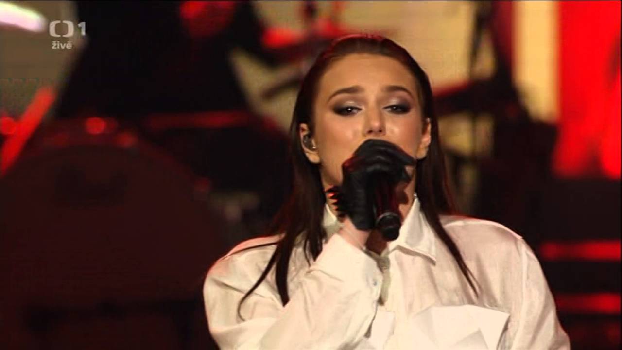 Ewa Farna - Na ostří nože - Ceny Anděl 2016