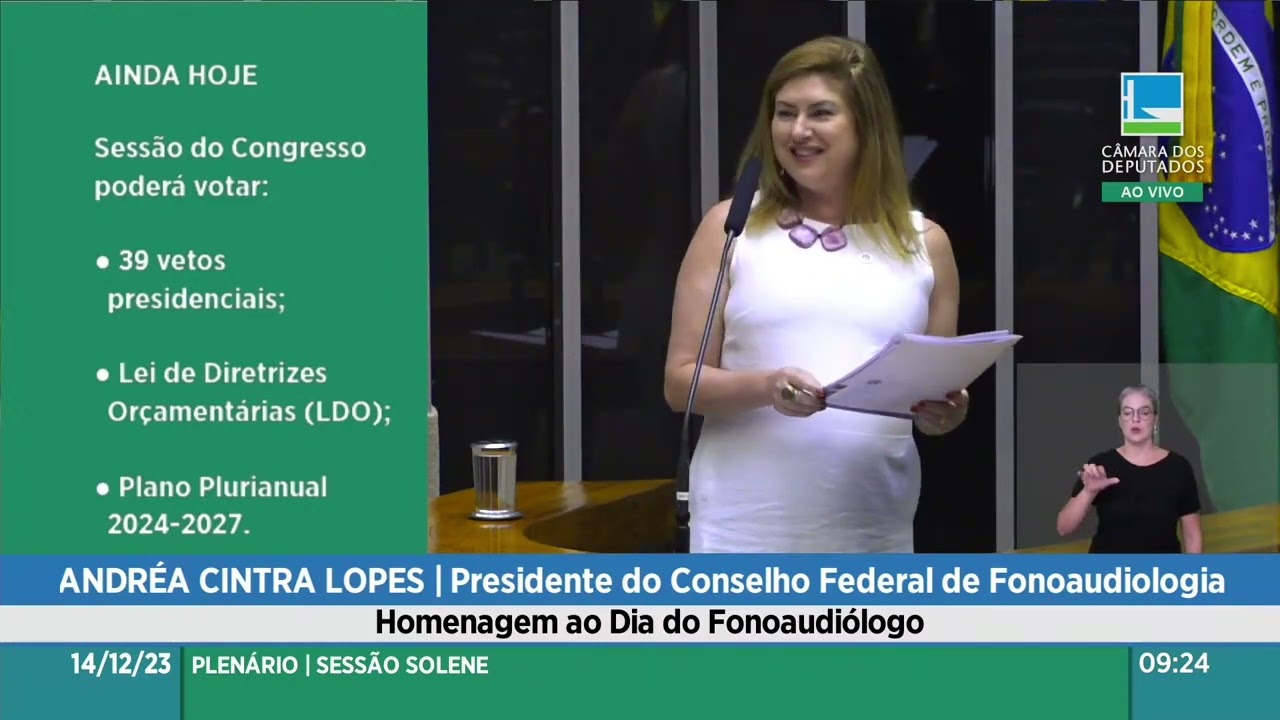 Presidente do CFFa, Andréa Lopes, na Sessão Solene em Homenagem ao Dia do Fonoaudiólogo