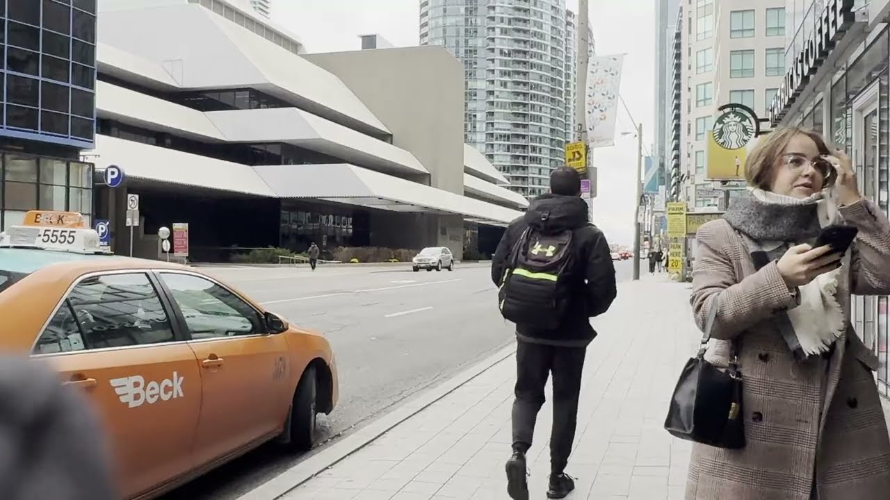 Discover Toronto Downtown | 4K Walking Tour of Canada&rsquo;s Hub!