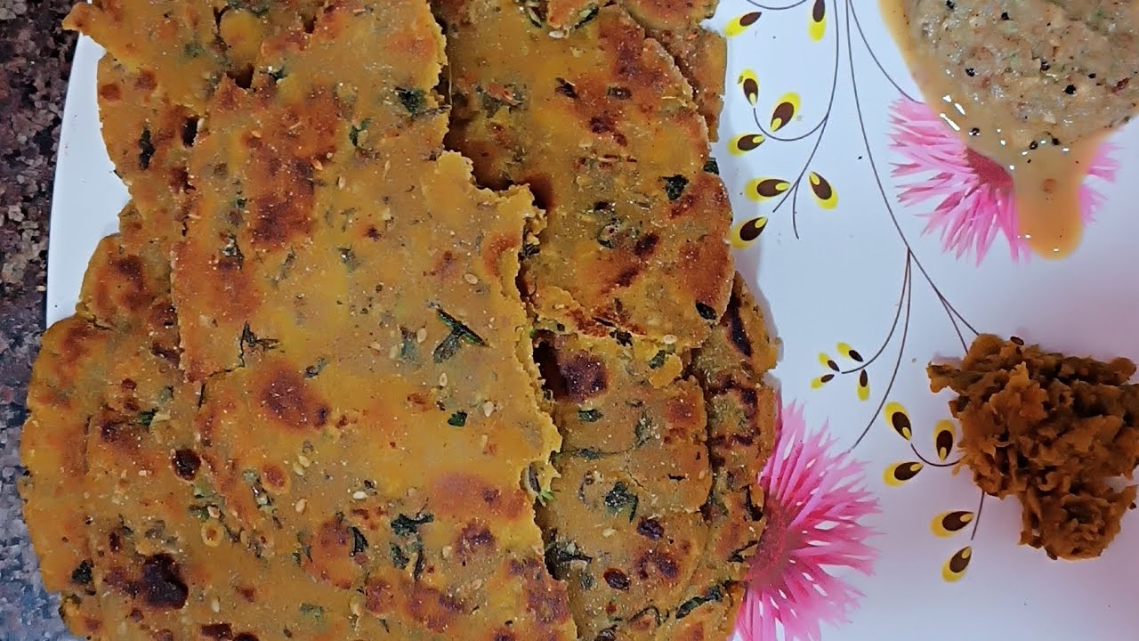 WEIGHT LOSS FRIENDLY ANKURIT  CHUTNEY🫢😱 MAKAI PARATHA KA SAATH #ankuritchutney#viral #healthyfood 
