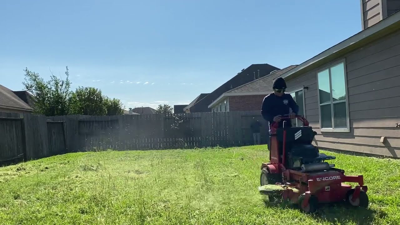 Grass cutting (Unbelievable crazy overgrown backyard mowing) vs Encore Rage Stand On Behind 32″