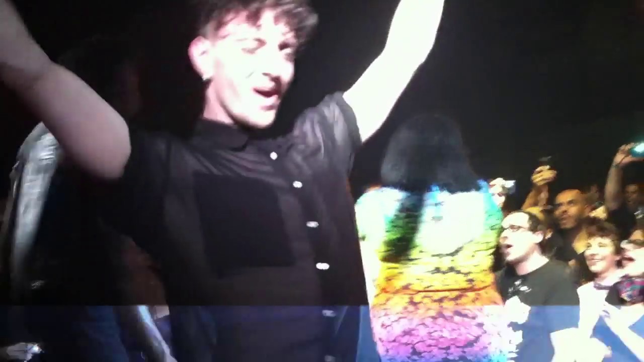 Beth Ditto Covers Madonna at FNO