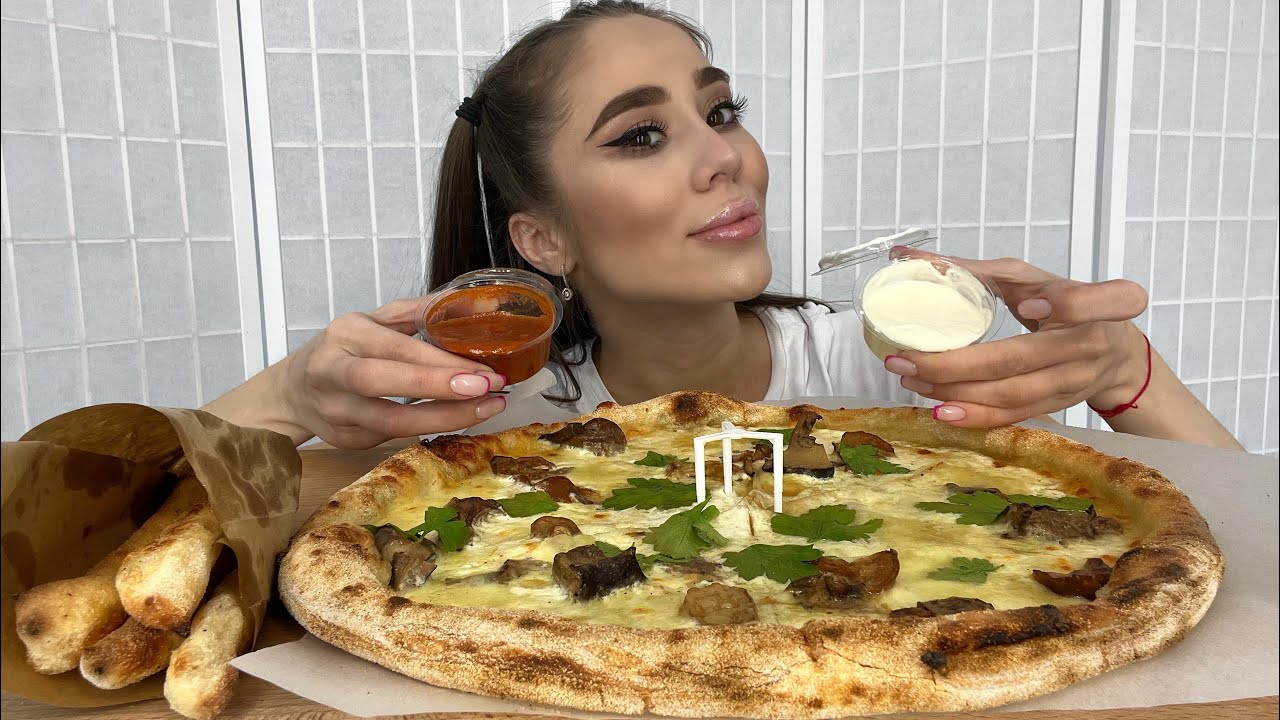 Mukbang|СТРАННЫЙ МЧ🥴/Постоянно невзаимность😒/Пицца