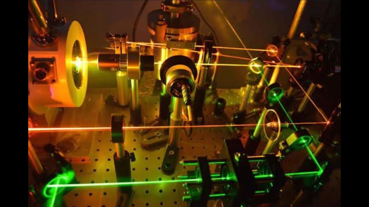 High-power pulsed laser with all-fiber MOPA structure