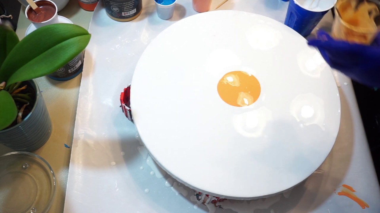 The Dutch Pour on a 16 inch round