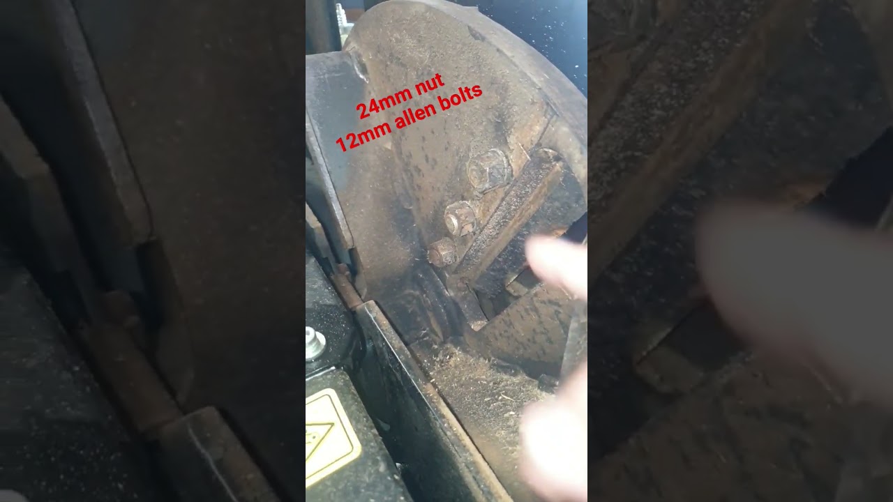 Hansa Chipper: Changing blades of a chipper / 