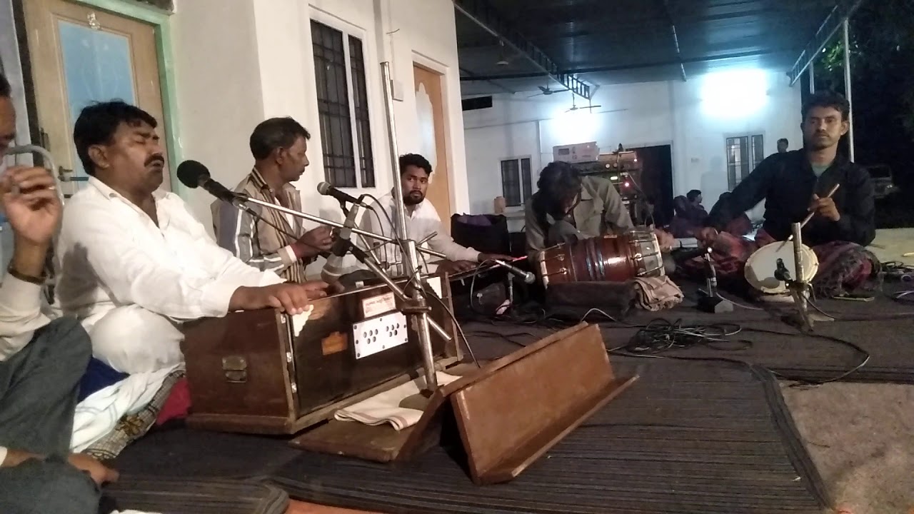 Kalalen Aiso Pyalo Paye  by Sh Rajendra Rao Ji Dhanota Jagran Program (Dundlod)