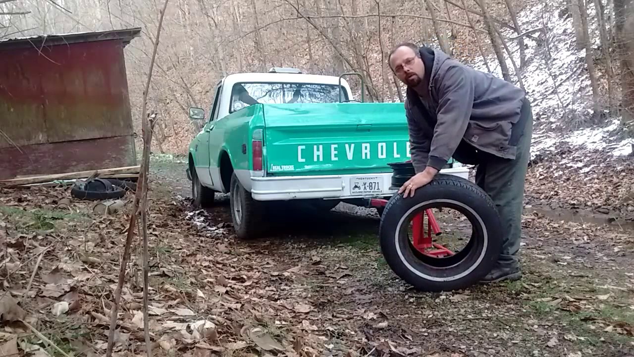 Receiver Hitch Tire Changer