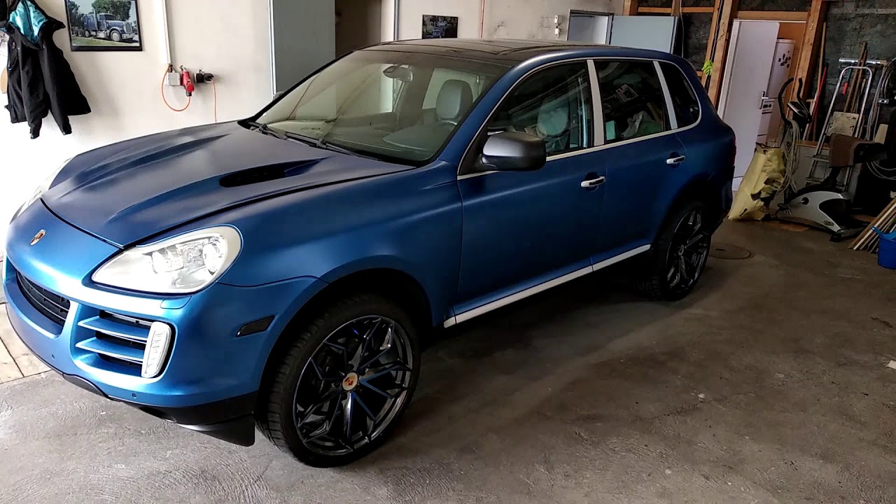 Car wrapping Porsche Cayenne