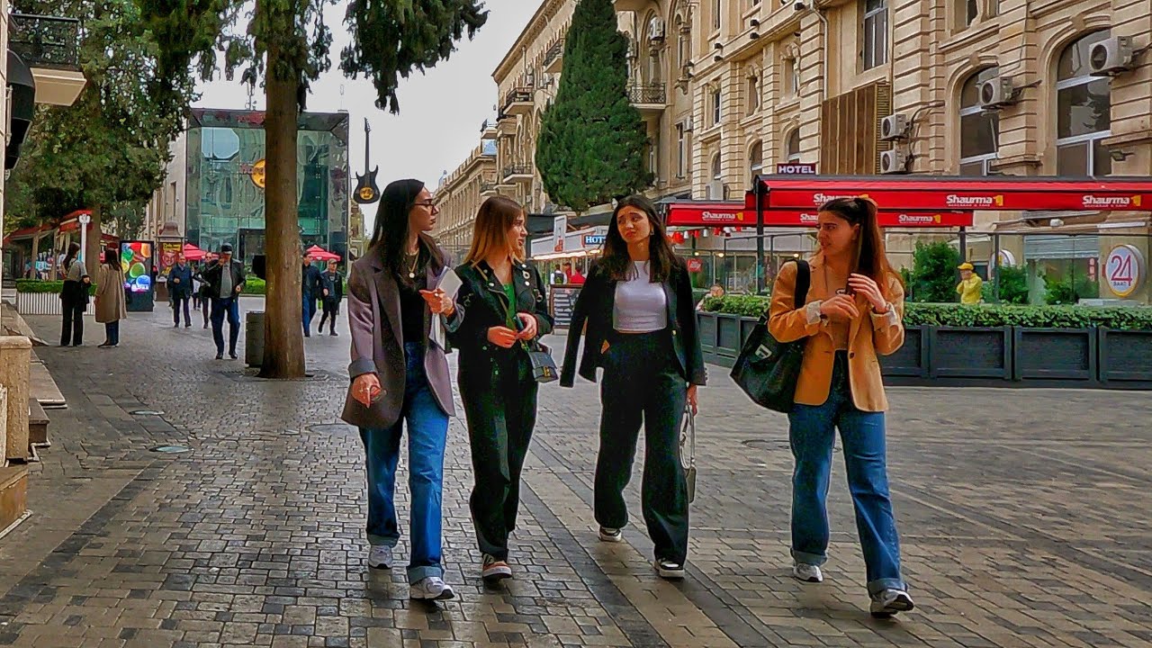 Bakı - Mərkəz (Aprel 2023) Nizami Küçəsi - Piyada Gəzinti Turu - Baku Azerbaijan | Walking -4k- Баку