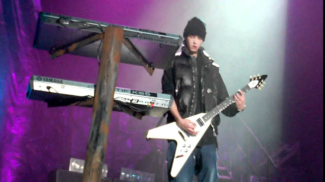 Tokio Hotel- Palacio de los deportes- Pain Of Love