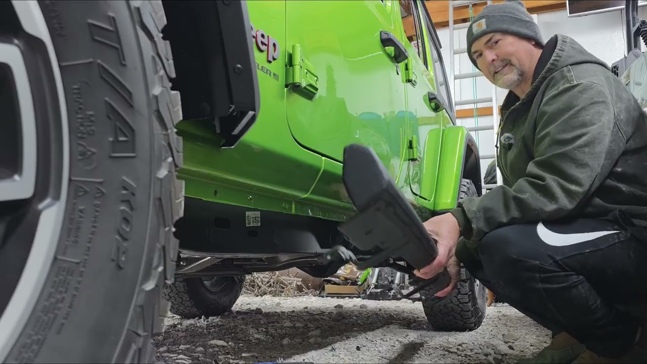 Противоскользящие накладки на пороги/подножки для защиты на дороге и бездорожье на Wrangler Rubic...