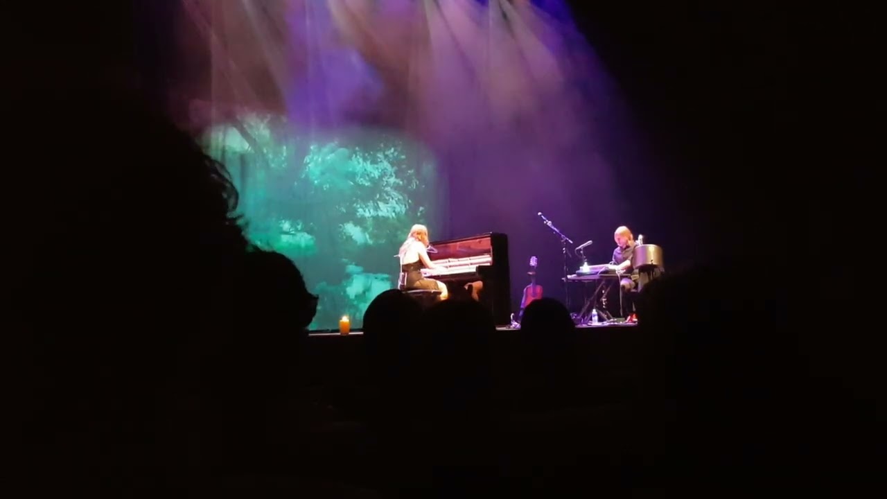 Madison Cunningham - Song In My Head - Live @ Amare Den Haag (Netherlands) February 28th 2026