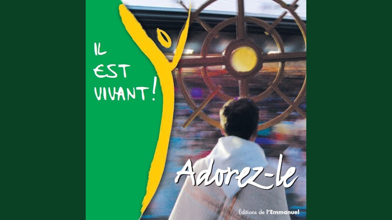 Qui regarde vers lui