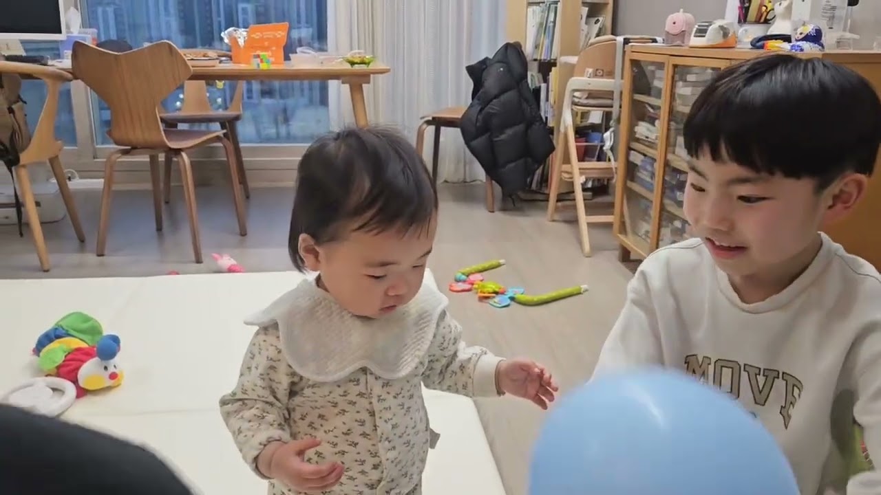 아기와 함께하는 휴직일상 422-425일 #아기 #14개월아기 #너의이름은ost #너의이름은 #외할머니 #외할아버지 #손자사랑 #손녀사랑 