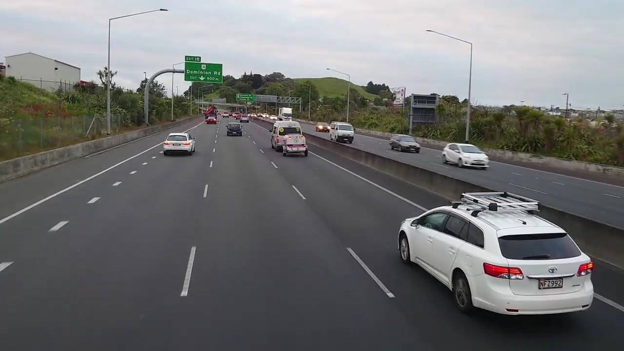 Scenic Drive from the Sky Tower to Auckland Airport