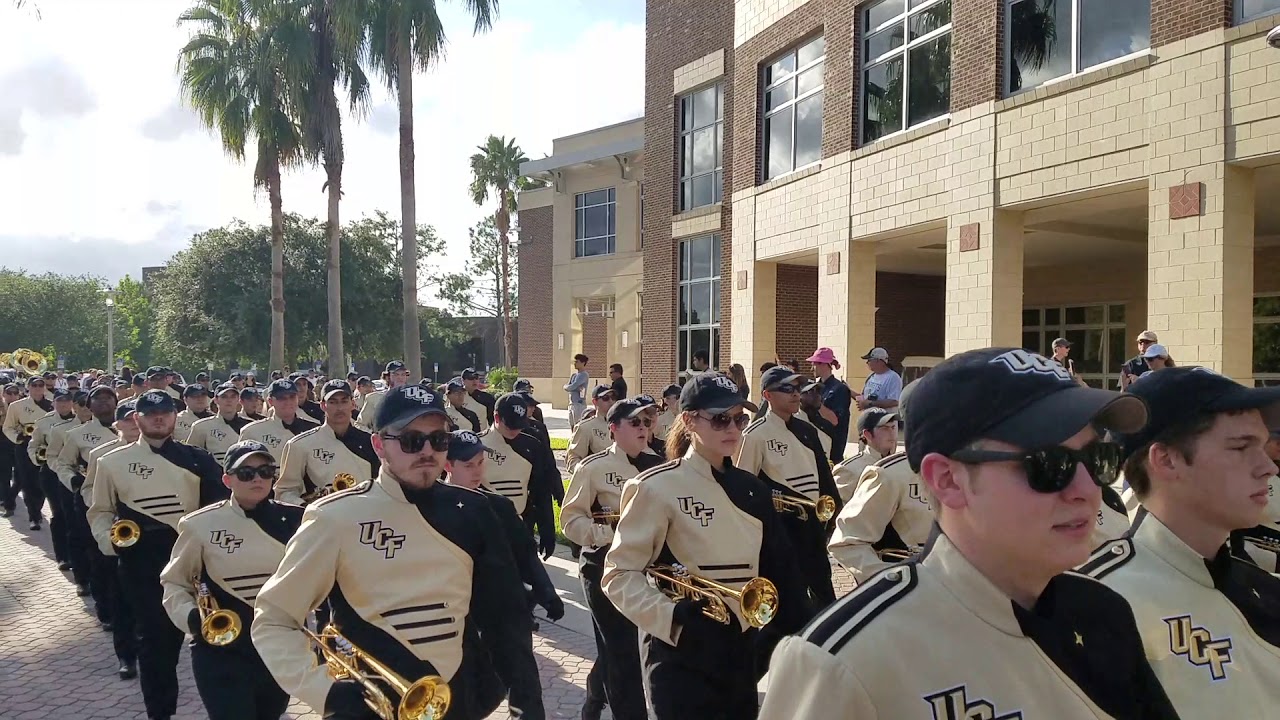 UCF Marching Knight's Parade to Stadium
