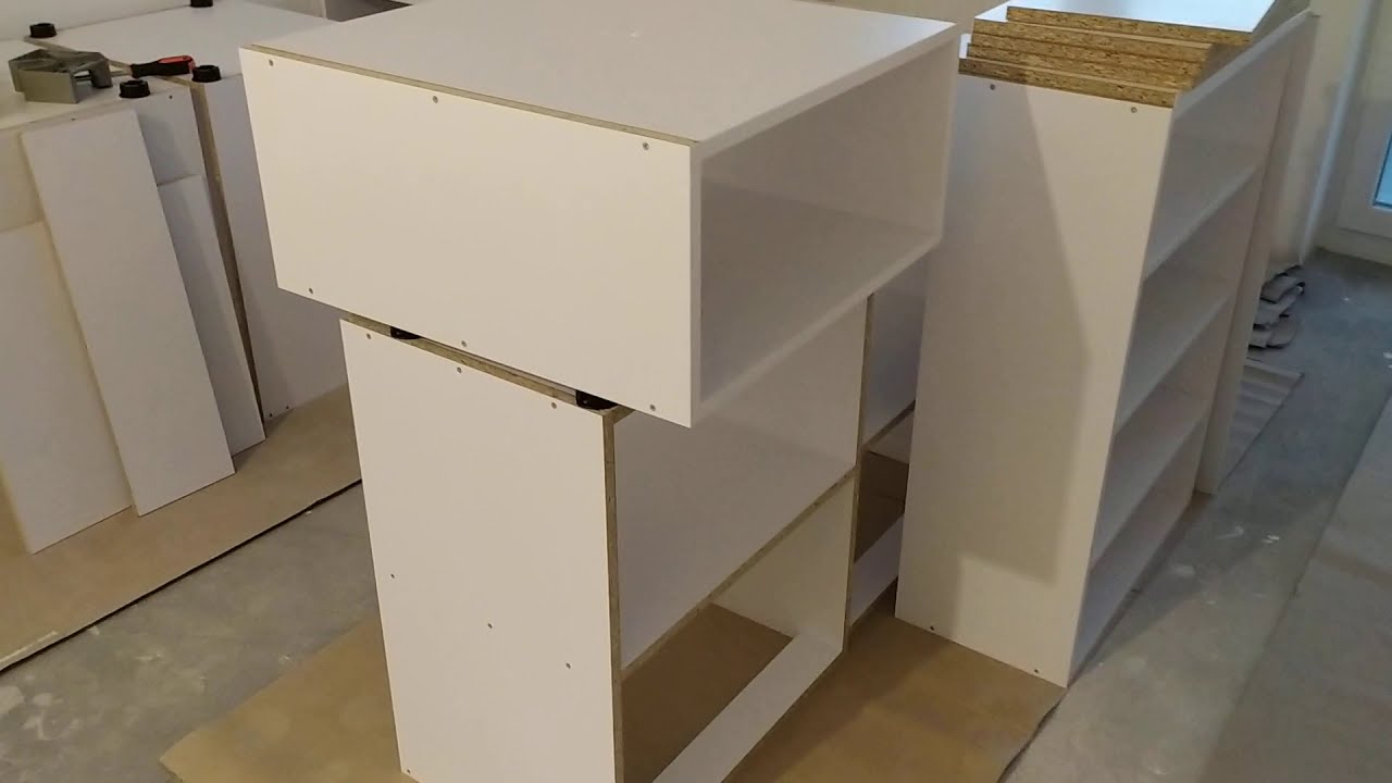 Korpusy skręcone