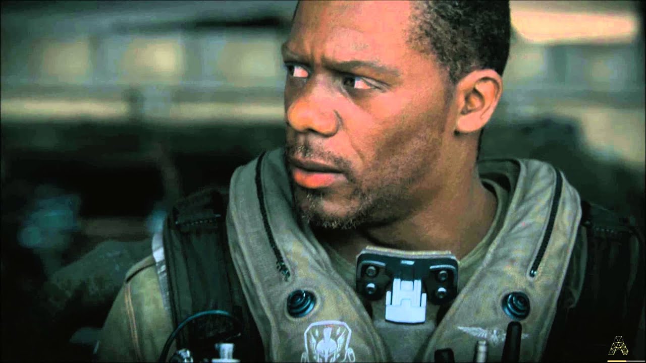 Call of Duty ♦ M83 - Midnight City ♦ Music Video