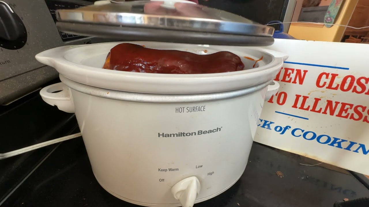 Slow Cooker Soup: BBQ sauce Pork, Beans, Chili Peppers & Onions. 08JAN2025 Like! Sub! Comment!