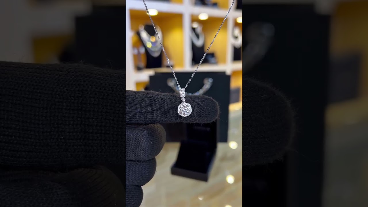 Omnia Atyab White Pendant Necklace in 92.5 Silver with High-Quality Moissanite Stones