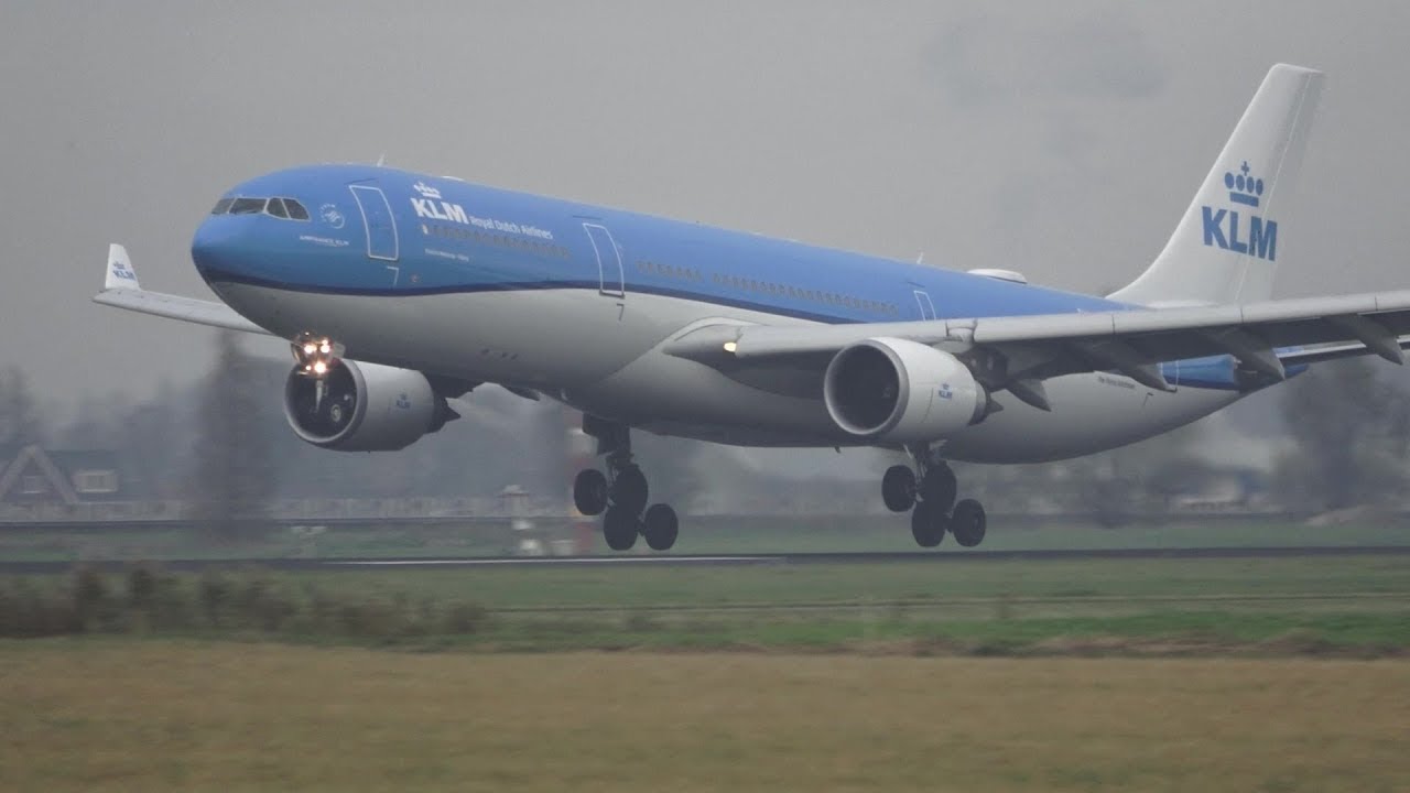 KLM A330-300 flight (Sorry that it is recorded a few months ago..)