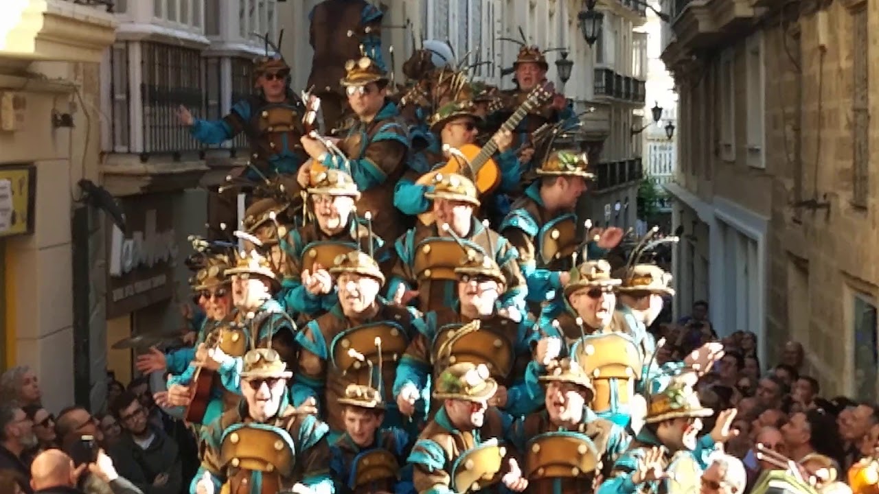 Coro La Colonial - Presentación en la batea